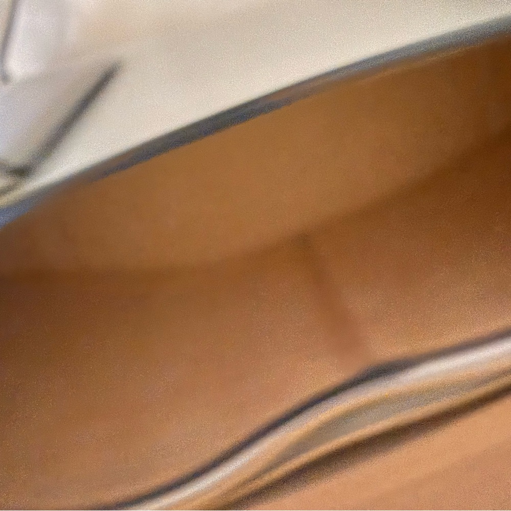 Wandler Shoulder Bag in Light Beige and Dark Trim - Picture 6 of 8